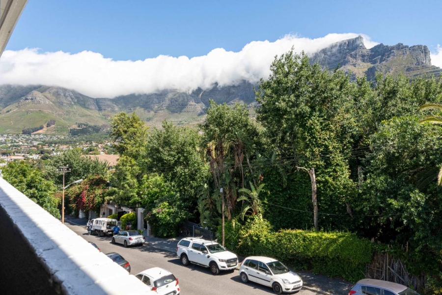 To Let 2 Bedroom Property for Rent in Gardens Western Cape